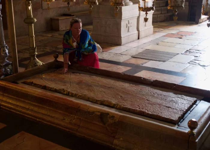 holy-sepulchre-slab church holy sepulchre slab pilgrimage tour