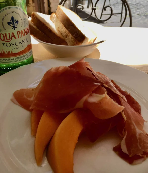 proscuitto-roma melon-proscuitto-rome food pilgrimage tour