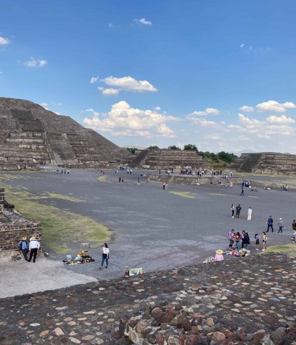 1 (8) mexico pilgrimage pyramids
