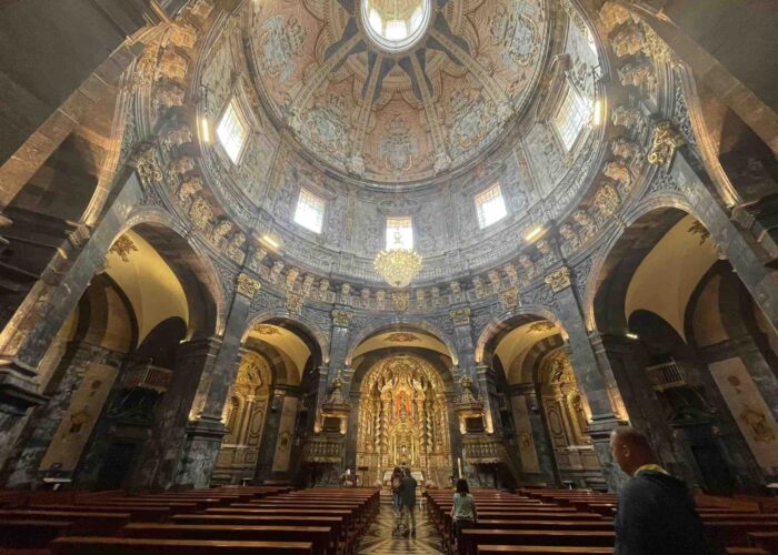 Santuario-Loyola-interior-pilgrimage interior sactuary loyola basilica