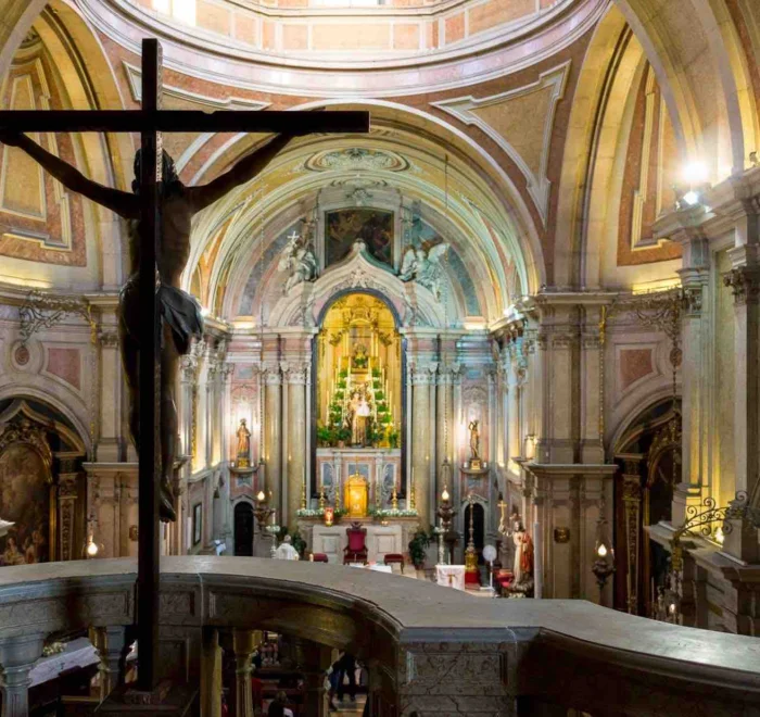 anthony-lisbon nave st. anthony church lisbon portugal