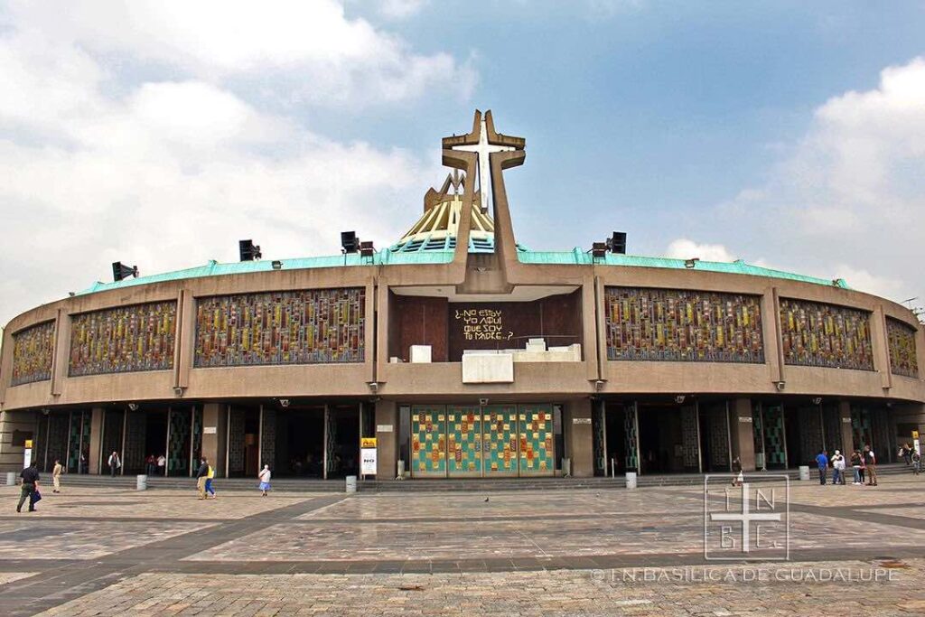basilica outside mexico pilgrimage tour guadalupe