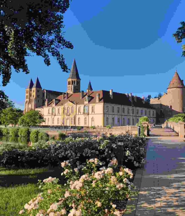 basilica-paray-le-monial-flowers basilicca paray le monial with flowers france pilgrimage tour