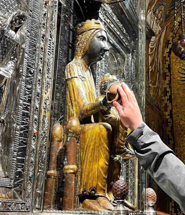 black-madonna-montserrat black madonna montserrat spain pilgrimage tour