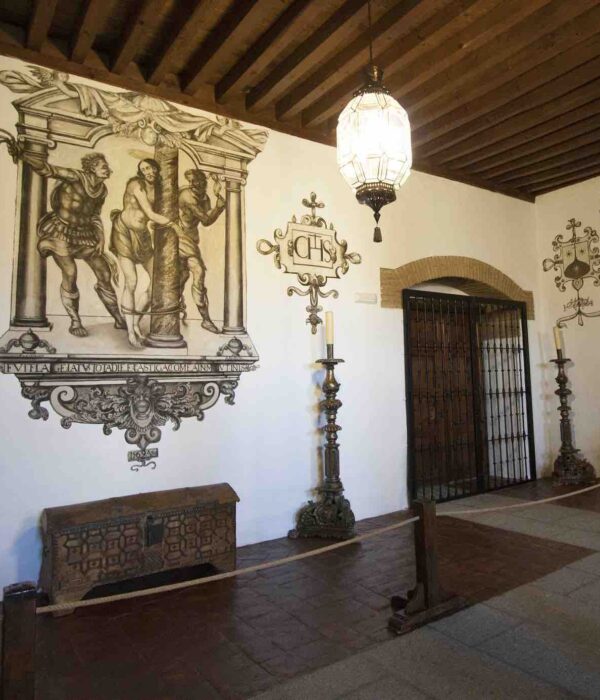 encarnation-avila-spain entrance to encarnation convent spain