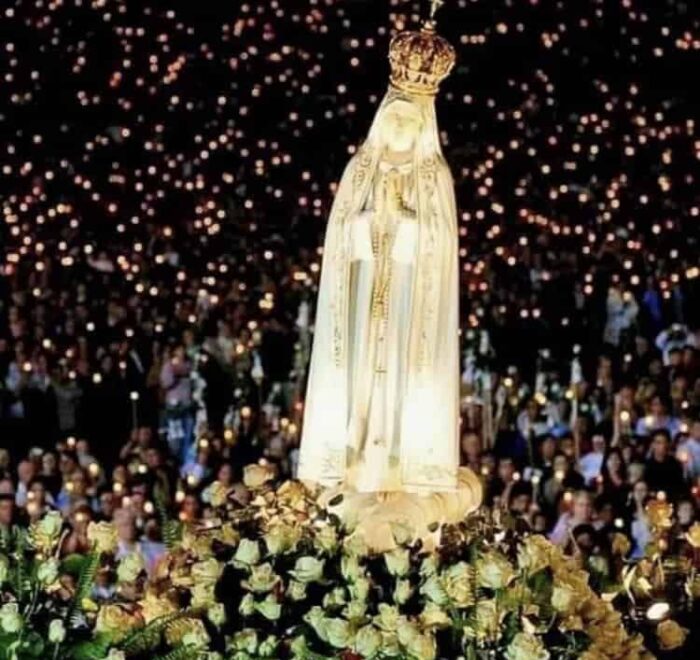fatima-night-mary-portugal fatima at night mary portugal pilgrimage tour