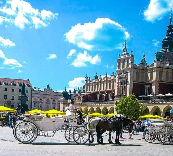 carriages-krakow-poland krakow poland divine mercy pilgrimage tour carriages