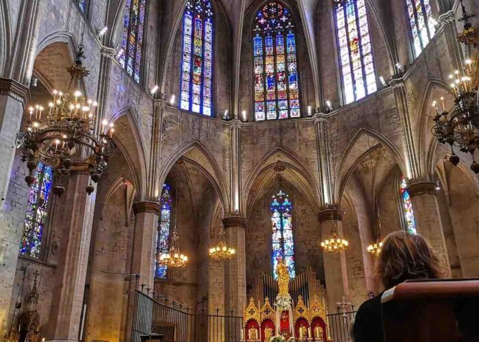 la-seu-manresa-interior basilica la seu manresa spain interior
