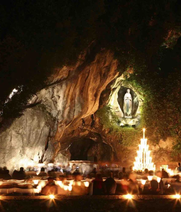 lourdes-grotto-night2 lourdes grotto at night again pilgrimage tour