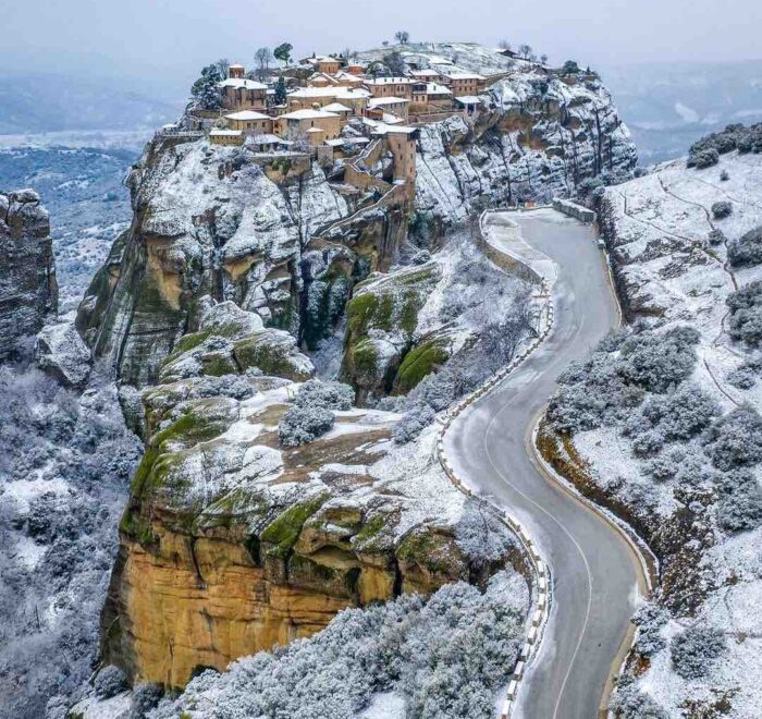 metorea-greece-snow metorea greece snow pilgrimage tour saint paul