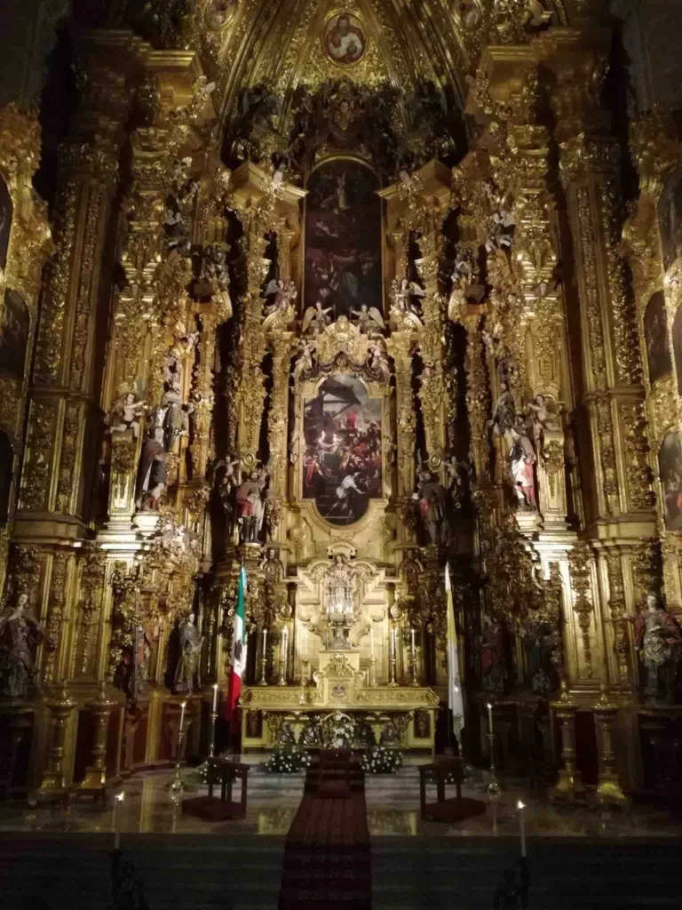 metropolitan-cathedral-mexico2 Metropolitan cathedral mexico pilgrimage inside
