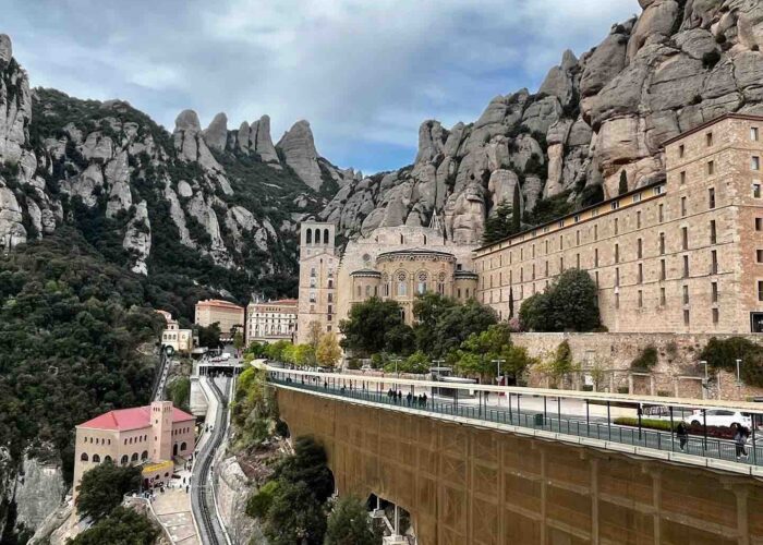 montserrat-spain mountserrat mountain spain pilgrimage tour
