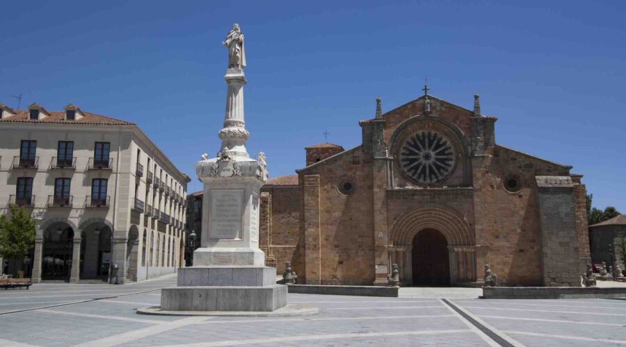 plaza-teresa-avila-spain plaza of saint teresa of avila spain