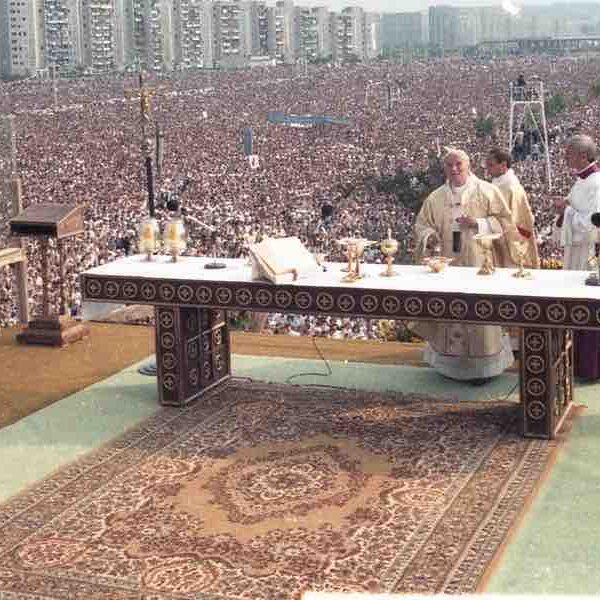 pope-mass-poland pope john paul II mass in poland pilgrimage tour