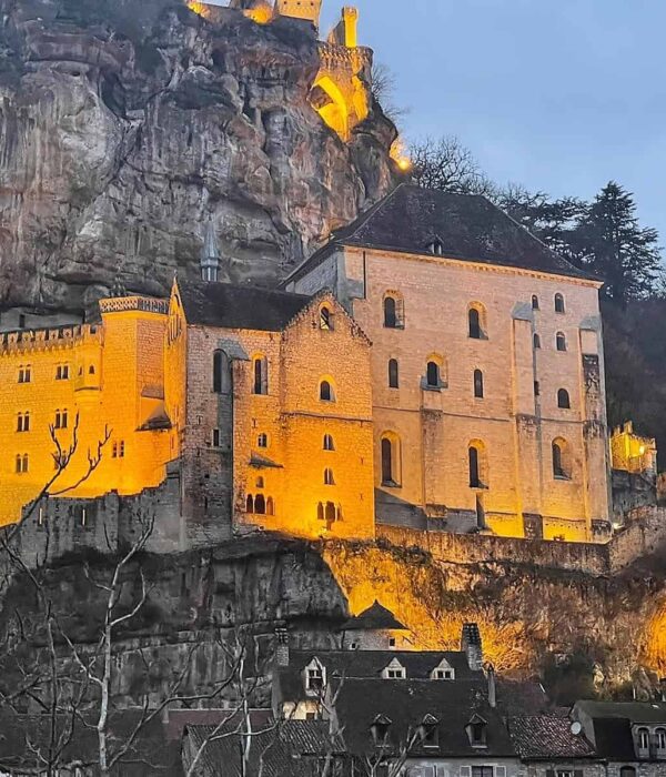 rocamandourtombeedelanuit rocamandour france pilgrimage tour
