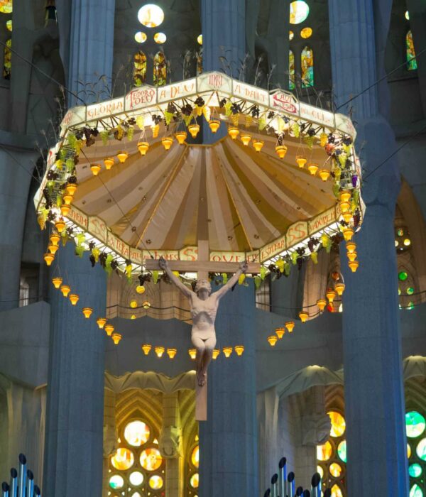 sagrada-cross cross-sagrada familia spain pilgrimage tour