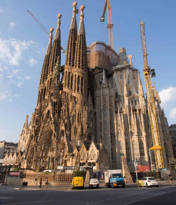 sagrada-familia La Sagrada Familia spain pilgrimage tour