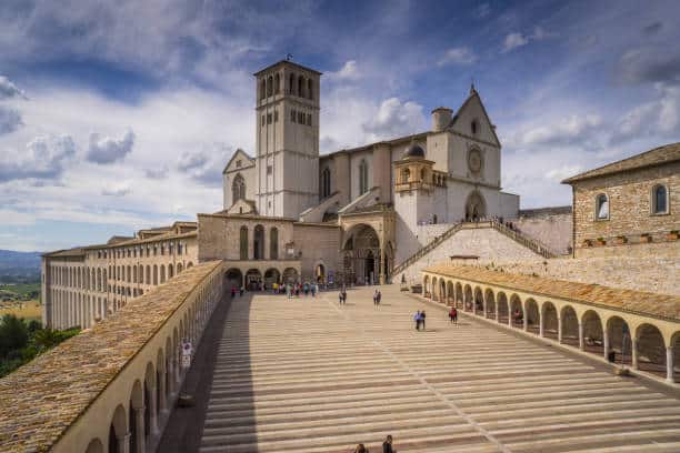 assisi italy pilgrimage tour basilica