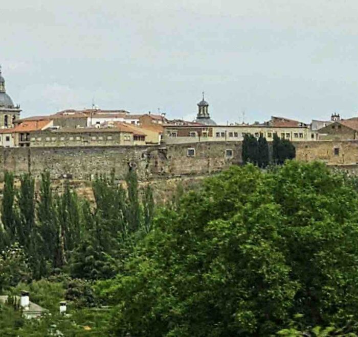avila-walls-spain-pilgrimage walls of avila spain pilgrimage tour