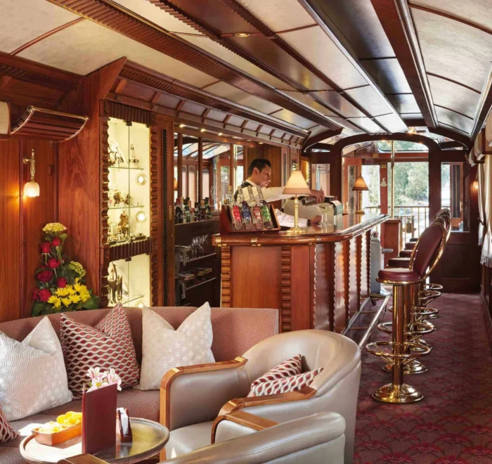 bar-car-bingham bar car on the hiram bingham peru pilgrimage train