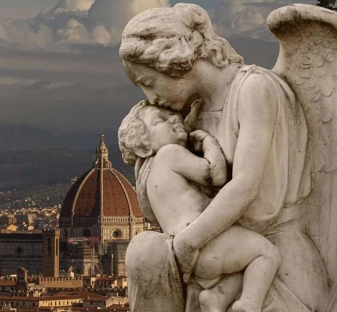 florence-angel-pilgrimage angel statue florence italy food and faith pilgrimage