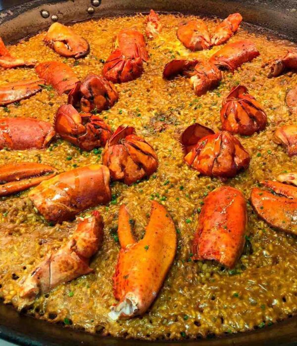 lobster-paella-spain-pilgrimage Paella spain pilgrimage tour food