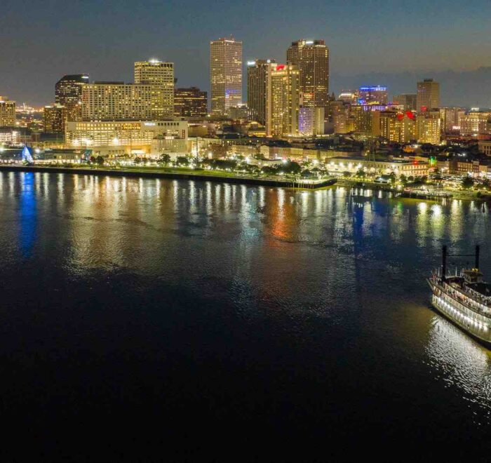 new-orleans-paddlewheeler new orleans paddle wheeler food and faith pilgrimage