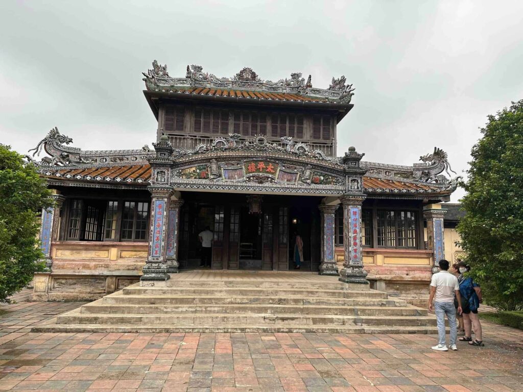 imperial-city-building building imperial city vietnam